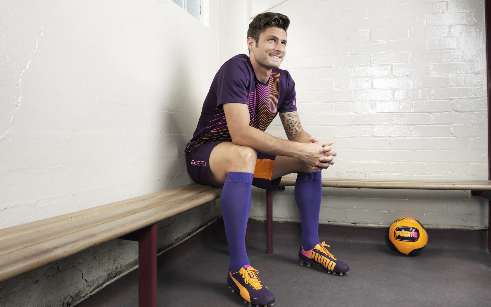 开云体育登入-足球俱乐部推出球迷年卡新福利机制，足球俱乐部会员有什么用